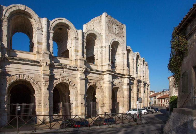 Superbe Avec Vue Arles
